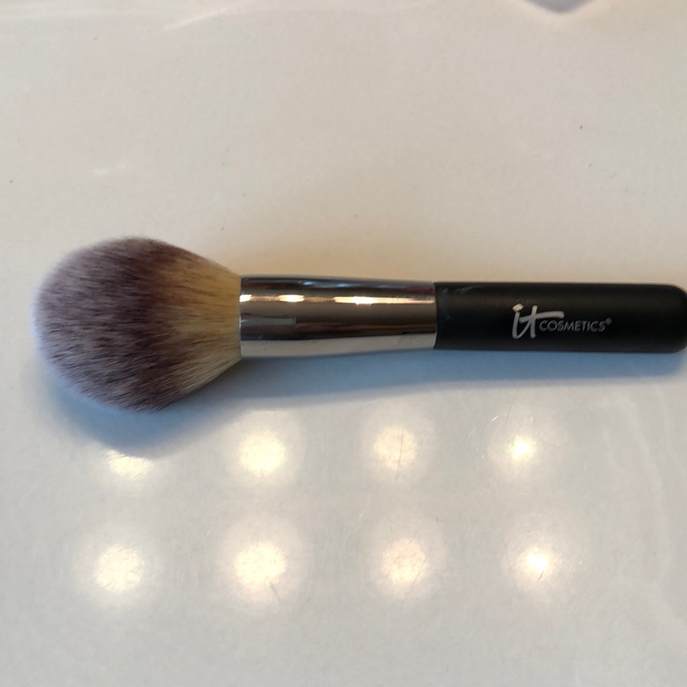 It Cosmetics